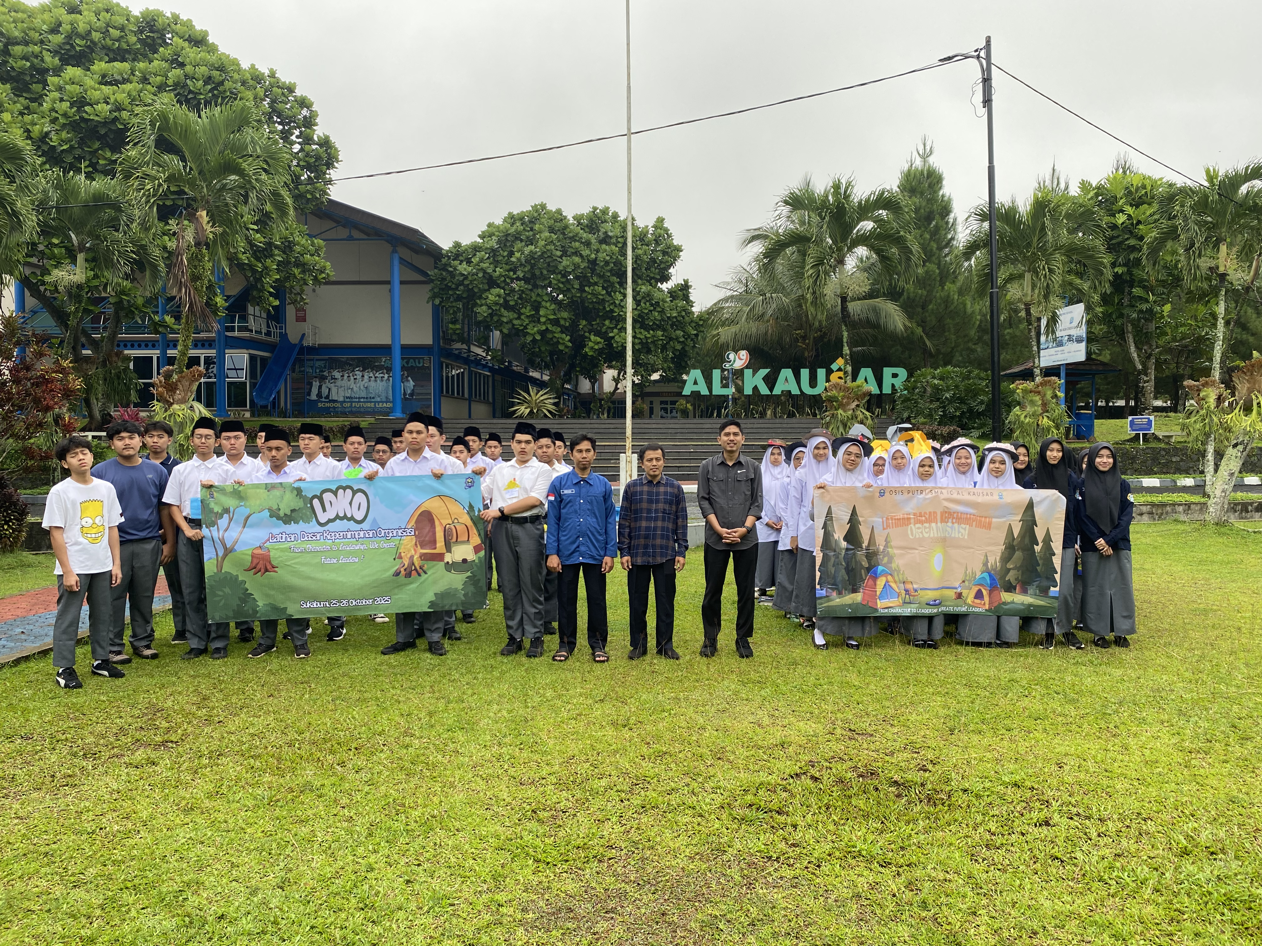 Latihan Dasar Kepemimpinan OSIS